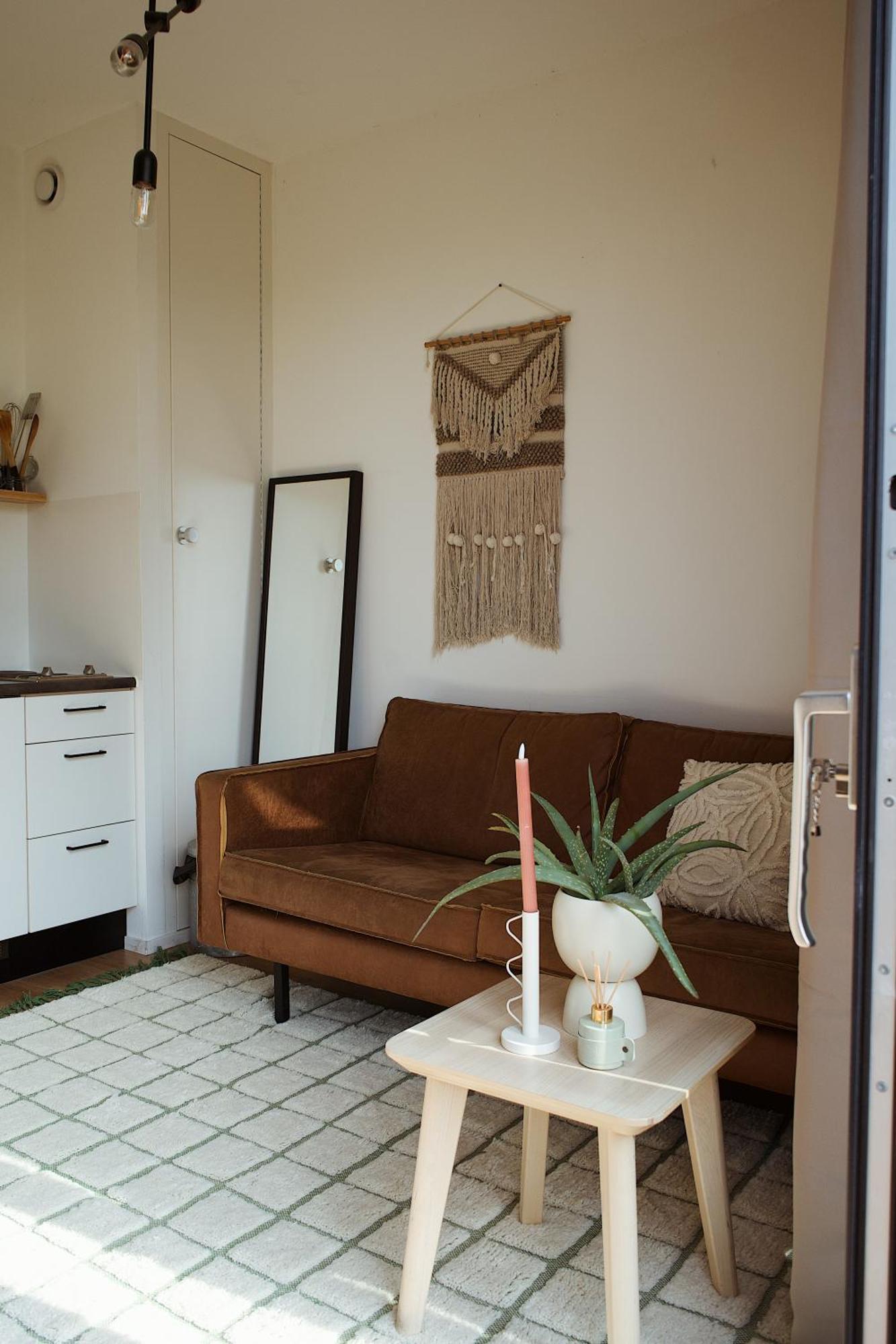 فيلا Modern Tiny House Op Rustig Watersportpark Elahuizen المظهر الخارجي الصورة